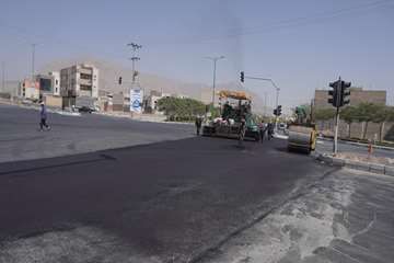 روکش آسفالت لایه دوم چهار راه کارمند و اتمام آسفالت خمینی شهر